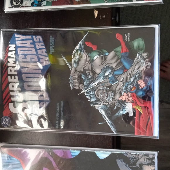 Comics - Picture 3 of 7